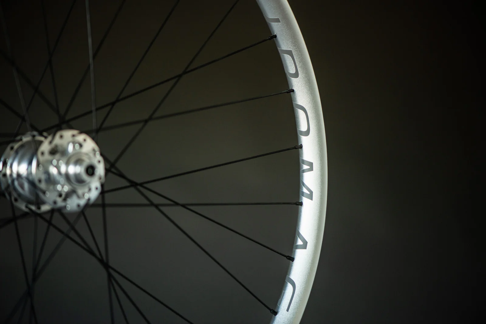 BA30v2/R6 Front Wheel - Image 13