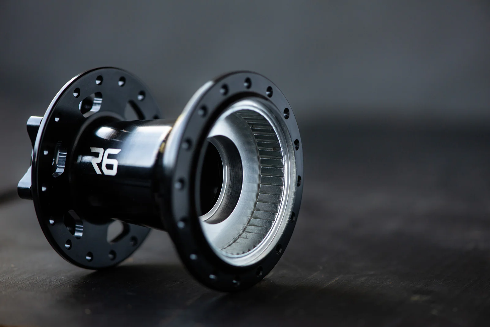 R6 Rear Hub - Image 3