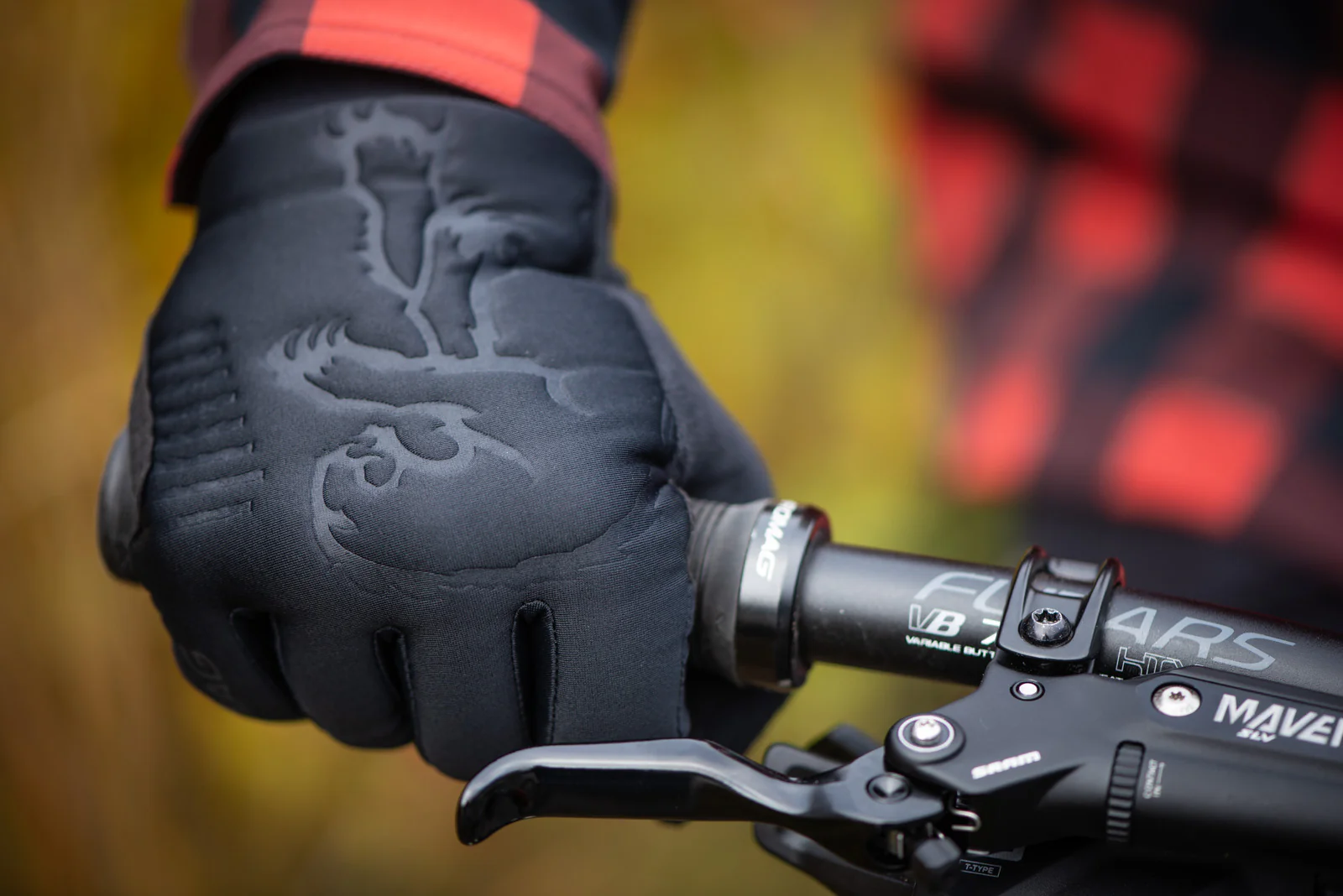 Signal Glove - Image 4